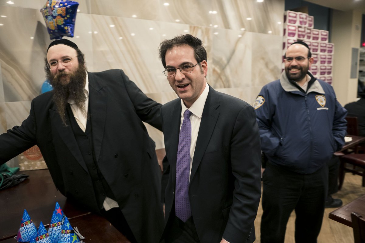 Masbia's tweet image. Thank you @motty58 form @BPShomrim for volunteering to help keep the Wednesday night distribution orderly.

Zalmen from the #UWS celebrated his 80th #Birthday by handling out $80 in cash to 97 families
youtu.be/lJ6JygdMpqI 

You can help too, click here masbia.org/purim