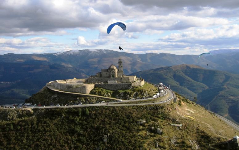 JorgeCarmo9's tweet photo. #Portugal #placestovisit #roadTrip 🇵🇹🌄🚘😎⛪️ Monte Farinha, in the Vila Real district is well worth the ride to the top. It's the location of the sanctuary Nossa Senhora da Graça and the view from there is absolutely breathtaking! https://t.co/U8a3yLMu6d https://t.co/2kP7chEd9t