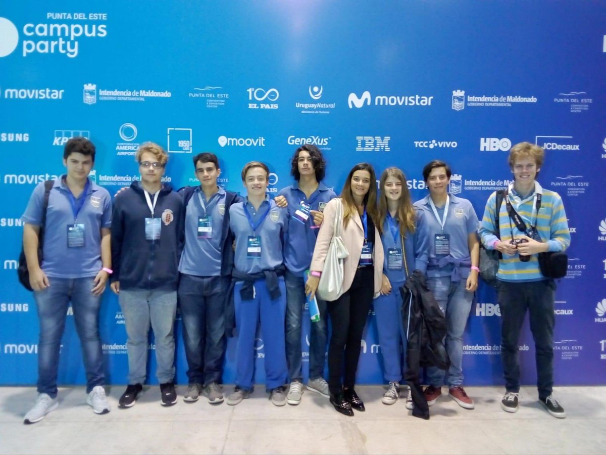 woodside_pde's tweet photo. #WoodsideSchool presente en el 1er @campuspartyuy #CampusParty2019 de Punta del Este!

@PuntaDelEsteCEC #CPUY @Antia_Enrique https://t.co/QjOikjTnN5