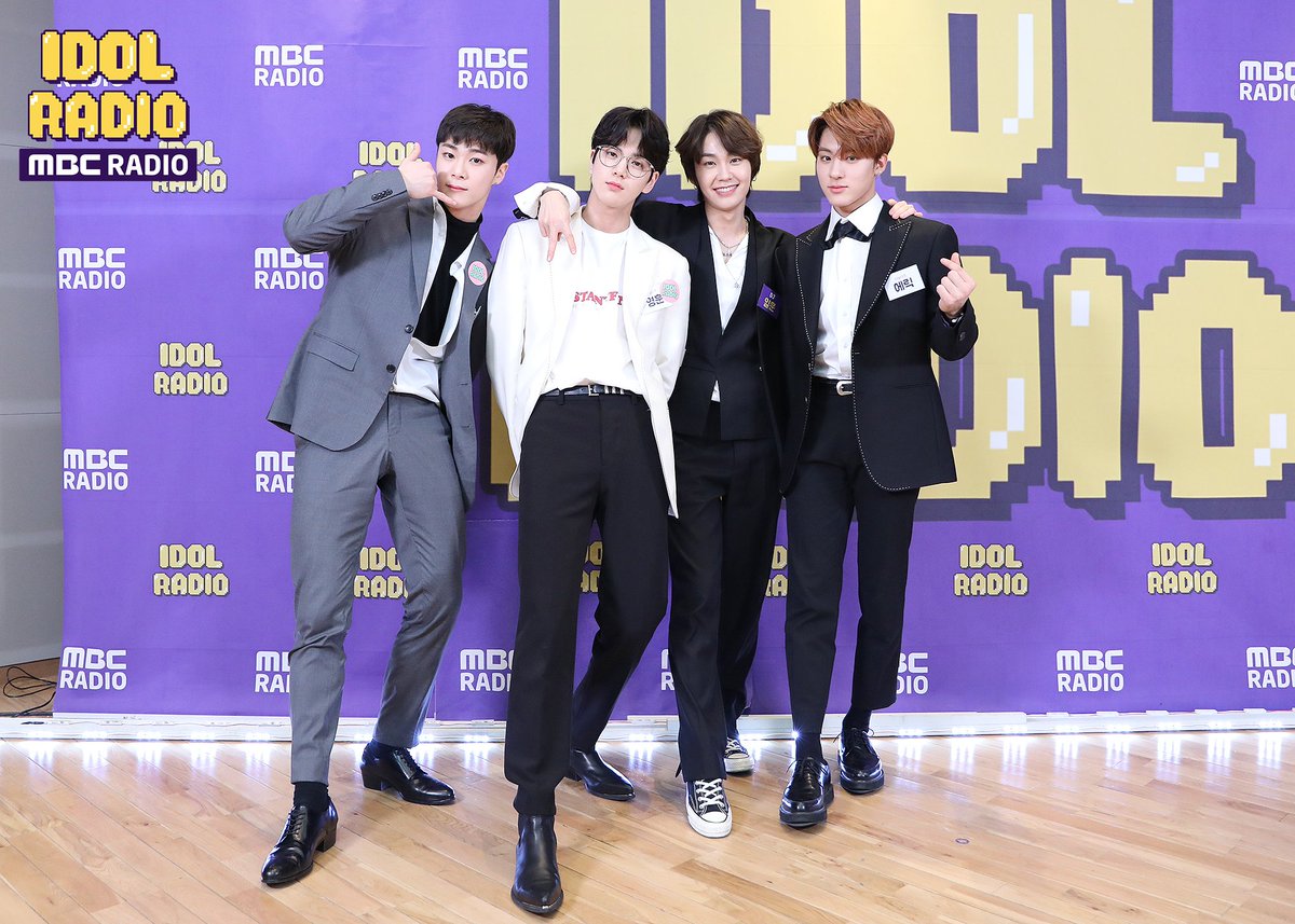 idolradiokorea's tweet photo. #아이돌라디오 앨범 20190315] 

ep164. 들장미소년🌹 with 문빈, 영훈, 에릭

#IDOLRADIO #BTOB #비투비 #정일훈 #아스트로 #ASTRO #문빈 #더보이즈 #THEBOYZ #영훈 #에릭 https://t.co/nYCoE02ANd