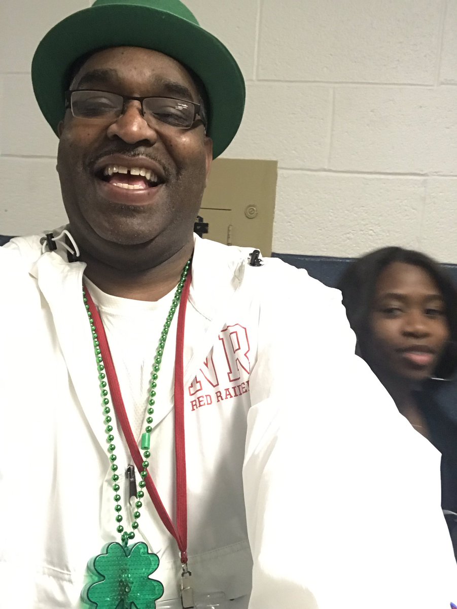 kenneth_haskins's tweet image. Happy St Pattys Day from @NRHSExtension. My students thinks I’m nuts 😂