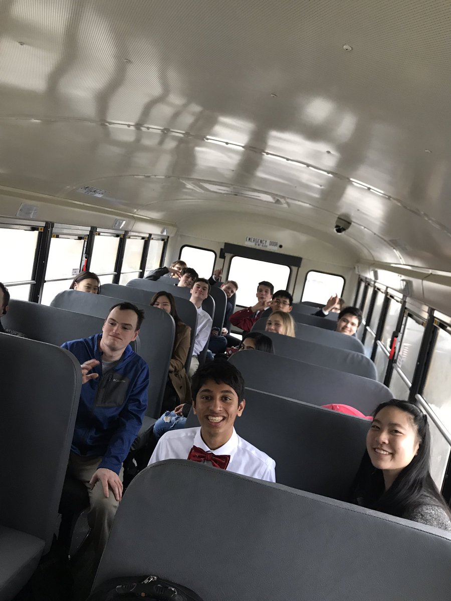 MrsKonik's tweet photo. On our way to MSUMUN! #WeAreSCHS #scmun https://t.co/QVoLhridtT