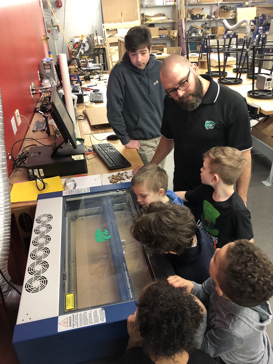 MayfieldTI's tweet photo. Lander Leopard first graders learning about tessellations this morning at the Innovation Center with @wellenhm and @AskupArtEd   @EduLeadingLady @ravida_laurel @LanderElem @MfcsdCurriculum #MyChoiceMayfield https://t.co/FDPf9bVwIr