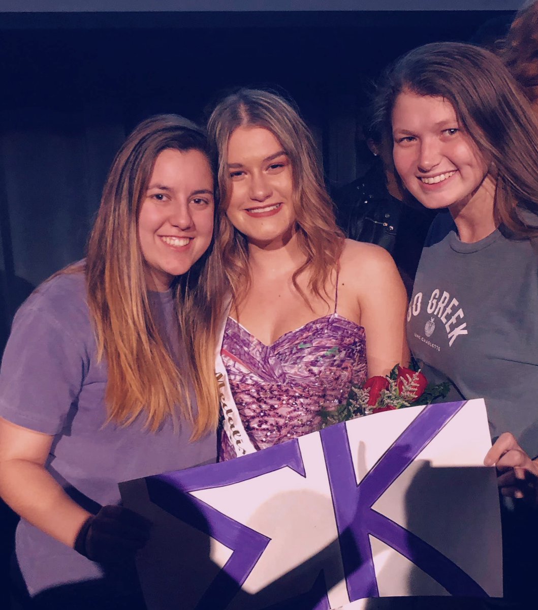 Shoutout to Sister Kenya Soto for placing 🅢🅔🅒🅞🅝🅓 in the Sigma Tau Gamma Gold Medalist Pageant last night! Congrats, we’re so proud of you💓