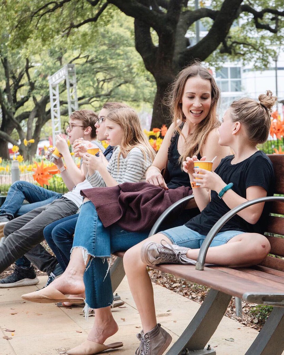 TWITTER 
Enjoying time with the kids for Spring Break, requesting @uber rides around the city, earning points on #UberRewards and quality time as a family. Learn more at uber.com/rewards. Terms Apply. #ad