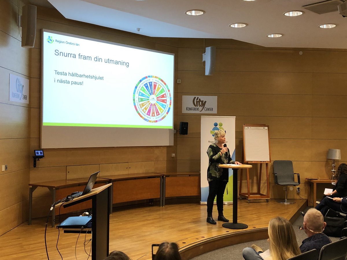 Malardalsradet's tweet photo. Stort tack till @regionorebrolan för ännu en intressant #Infradag. Artikel med länk till några av dagens filmer från #Hållbarhetshjulet finns på vår hemsida. Vi ser fram emot #Mälartinget i @orebrokommun 9-10 maj! 👉 https://t.co/XESb83FQuk https://t.co/K6dQjeqYuK