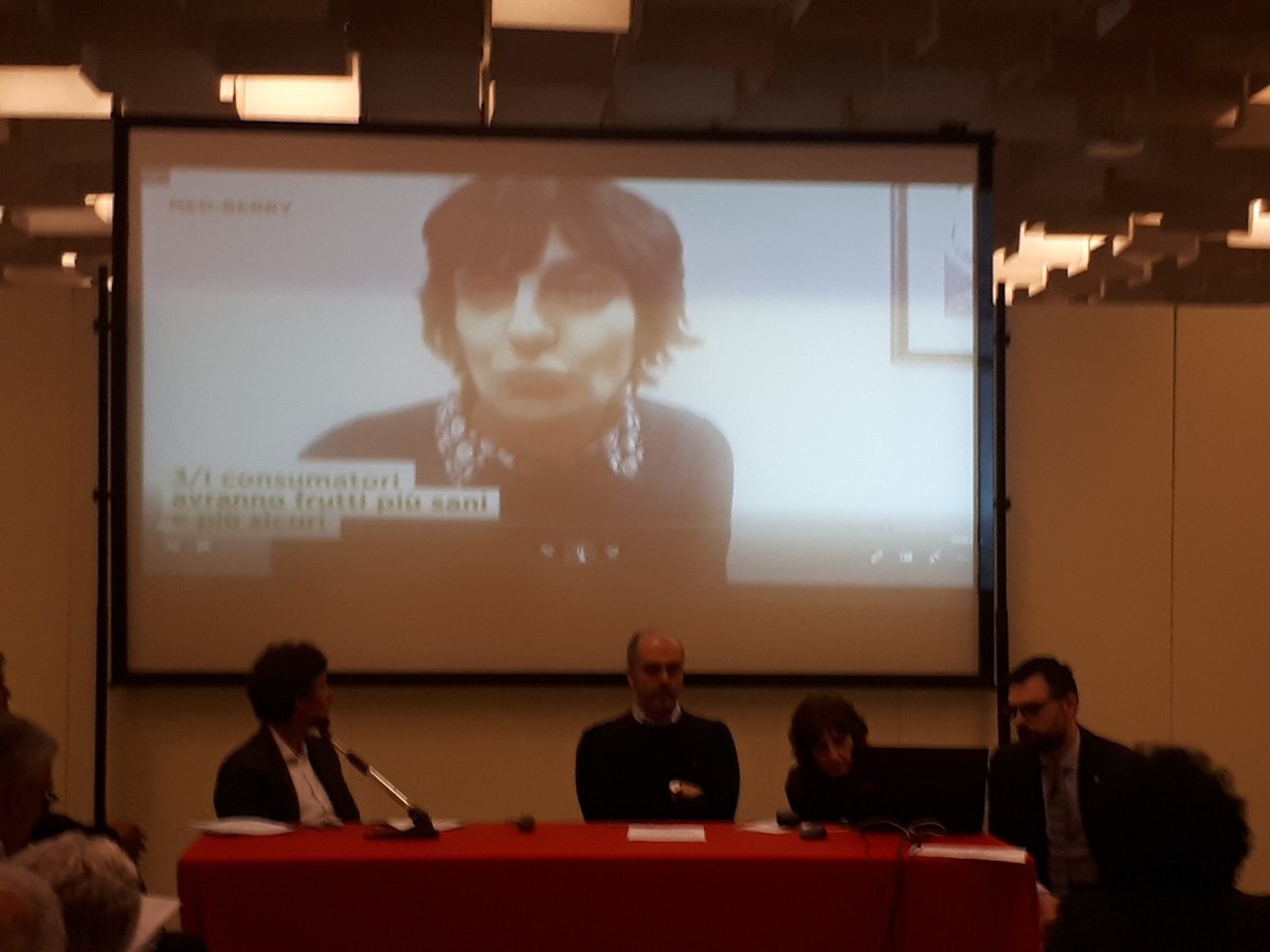 primaitaly's tweet photo. Storie di innovazione:il progetto italiano MEDBerry vincitore Bandi @PRIMAInnovation 2018: nuove strategie per la difesa della coltura di fragola nei Paesi Med. Con @ElenaBaraldi4 @UniboMagazine a #FirenzeBio"Opportunità oltre il biologico: soluzioni verso l’agrifood del futuro” https://t.co/S9JjlYWyKr