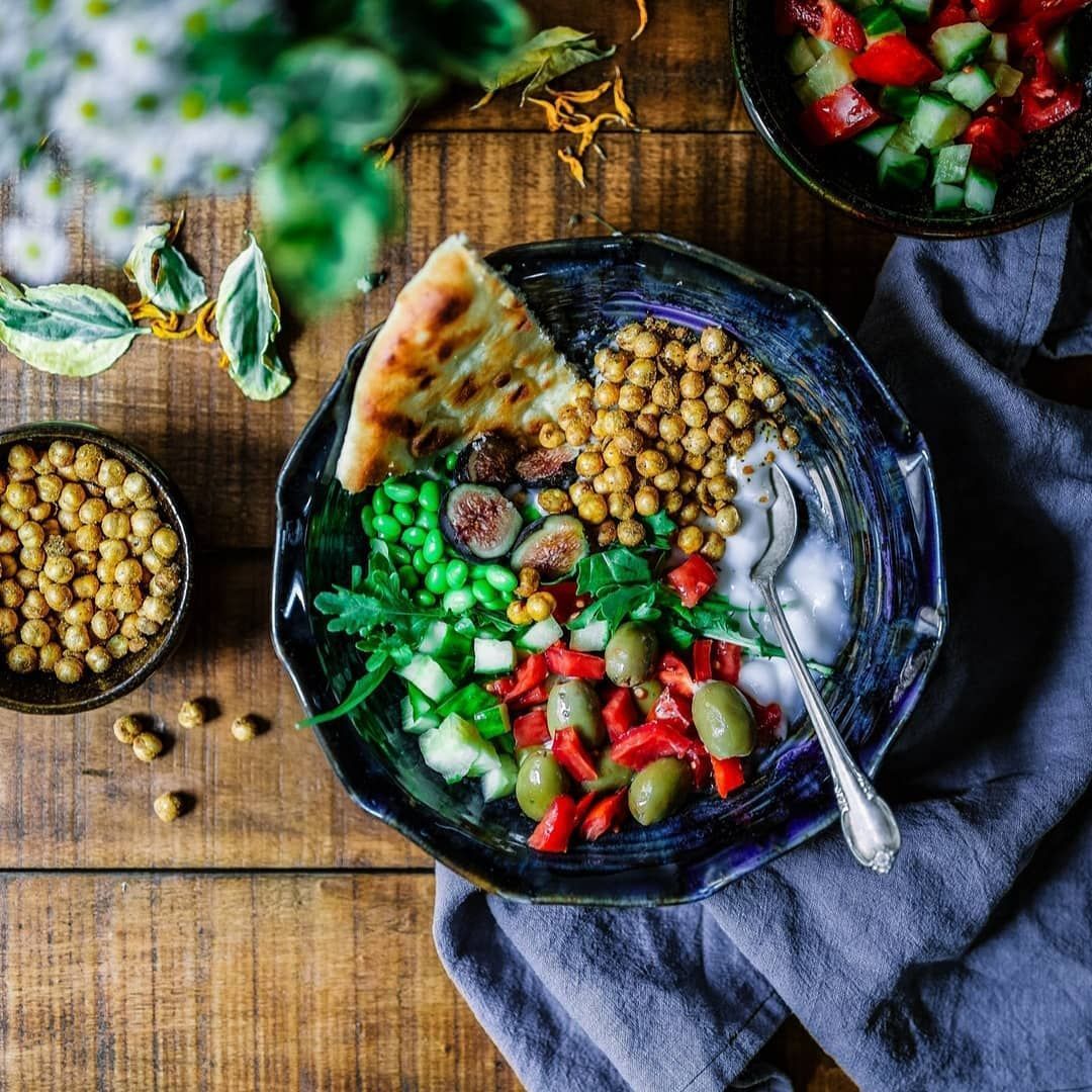 CoreHealthon8th's tweet photo. Add color, flavor, and freshness with fruits and veggies! Eating well doesn't mean you need to skip the delicious things in life. 

#corehealthtc #traversecity #tcmi #wellness #diet #nutrition https://t.co/08LFxU2Ssw