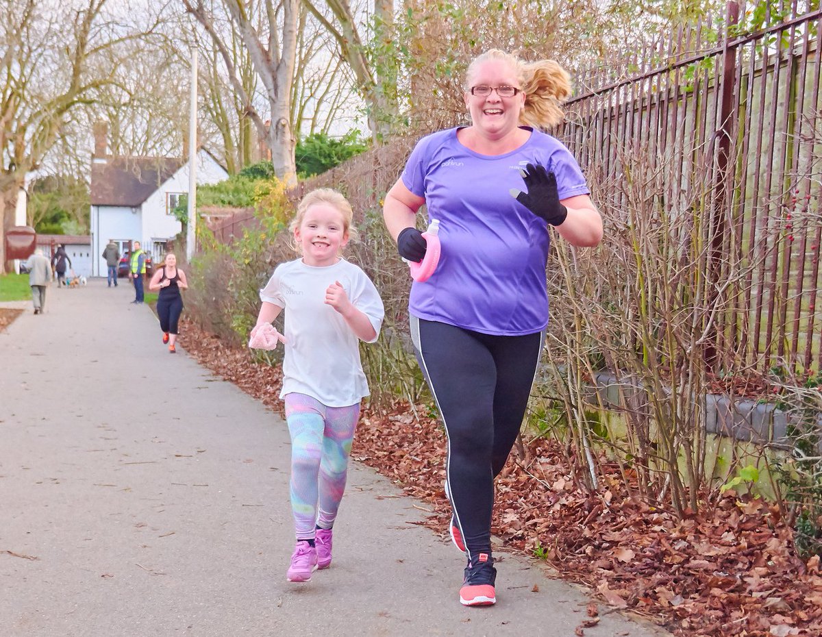 parkrunUK's tweet photo. Who's coming to #parkrun tomorrow?

🔄 RT if you're walking, jogging or running
❤️ Like if you are volunteering

As always, we want to know...

📍 Where you're parkrunning
⏱️ What you're aiming for

🌳 #loveparkrun https://t.co/hKrOr9u7DI