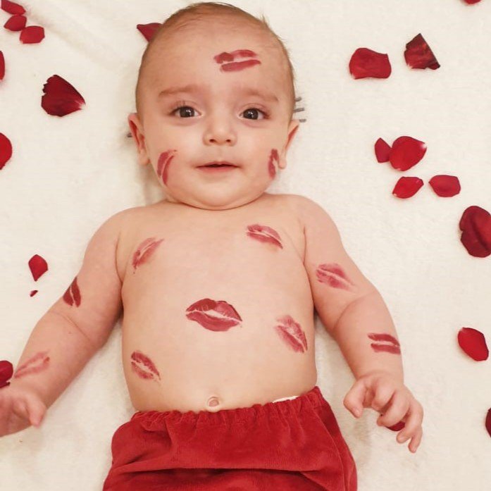 KissGoodbyeToMS's tweet photo. Our new Ambassador. It is never too early to learn to be unstoppable, to be united. Redbull Lebanon's King of the Rock Basketball Star, Toni Serhan, and is gorgeous son are showing the world what it means to be a part of Kiss Goodbye to MS:  https://t.co/6eJQw5IOze https://t.co/FBYVMFPqA4