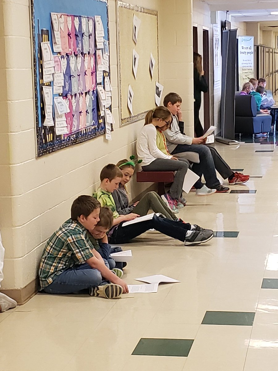 butterspad's tweet photo. Non-fiction writing wrap-up for Gr 1-6 @RosemaryRockets #writingunitsofstudy #studentauthors https://t.co/ui0qOqdJav