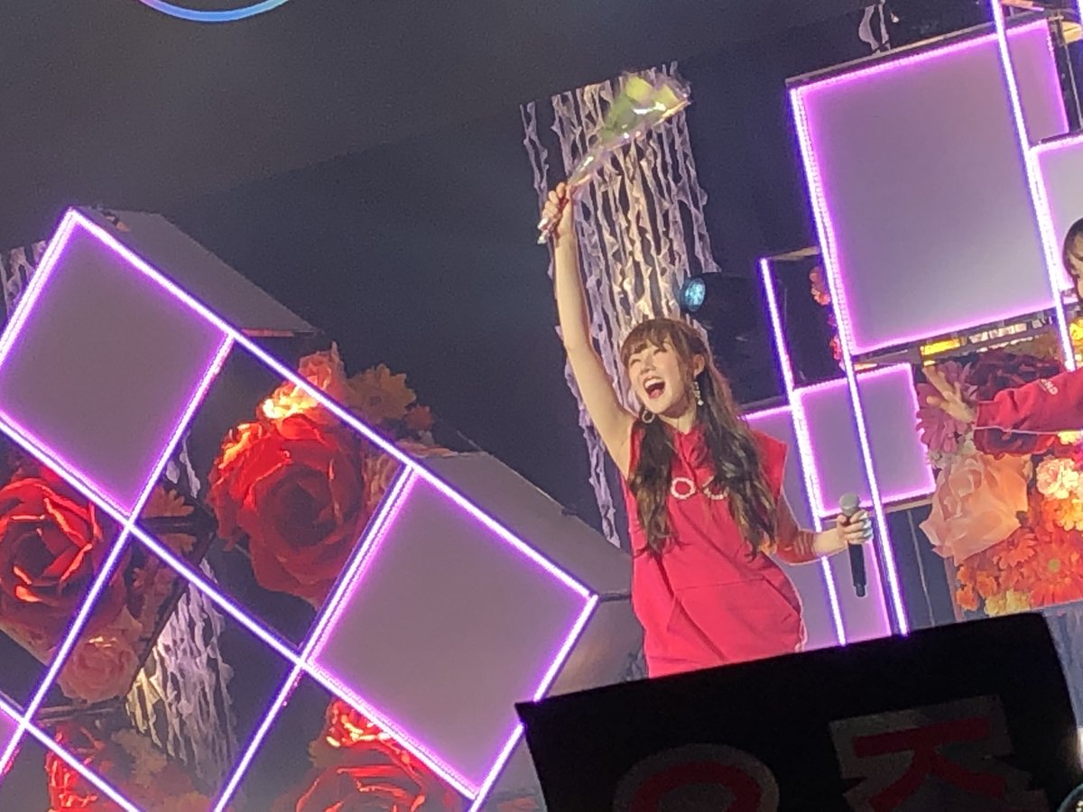 suysoy_ggfriend's tweet photo. ヨチン、みんなほんとにほんとに可愛かった…❤︎
余韻が…🤤
楽しい時間をありがとう❤️
#GFRIENDBLOOM #GFRIEND #ヨチン #여자진구 #名古屋コンサート https://t.co/5lQnNnbyXt