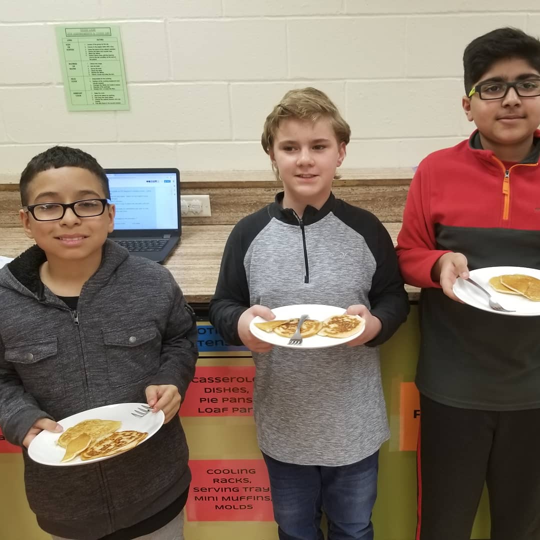 Teacher_Force's tweet photo. The Pancake Lab is going strong! Bringing math to life in our "classroom!" https://t.co/4goW6mmW7R