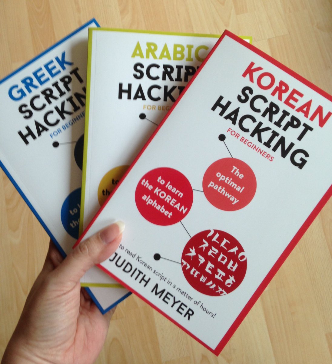 GermanPolyglot's tweet photo. Korean Script Hacking is out now and it makes a beautiful set together with my other books ;-) #polglots #gottacatchemall @TYOpenRoad https://t.co/hUKE4XavFm