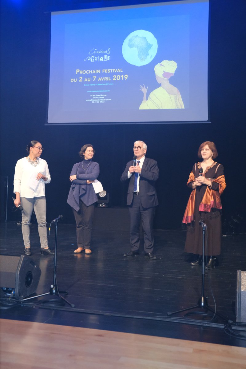 CCDAFRIQUE's tweet photo. Quelle belle soirée hier à la valorisation des Projets Bled ! Les photos
parlent d’elles-mêmes 🤩
#cinemasdafrique19 #angers #cultureangers #angersmaville #jaimelanjou #paysdelaloire #visitangers #projetsbled #salleclaudechabrol #festival #cinemasdafrique #cinémaafricain https://t.co/EZU2Mu8fsh