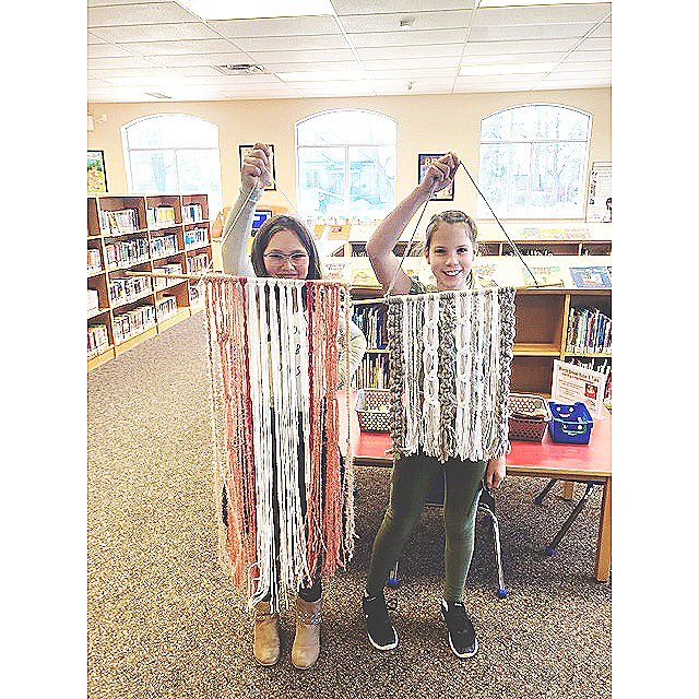 brantlibrary's tweet photo. We had a very #macramazing day creating DIY macrame wall hangings, here at the Burford Branch of the County of Brant Public Library!!  Happy March Break!!  @brantlibrary #marchbreak #libraryfun #macramediy https://t.co/aSyFcOTOxU