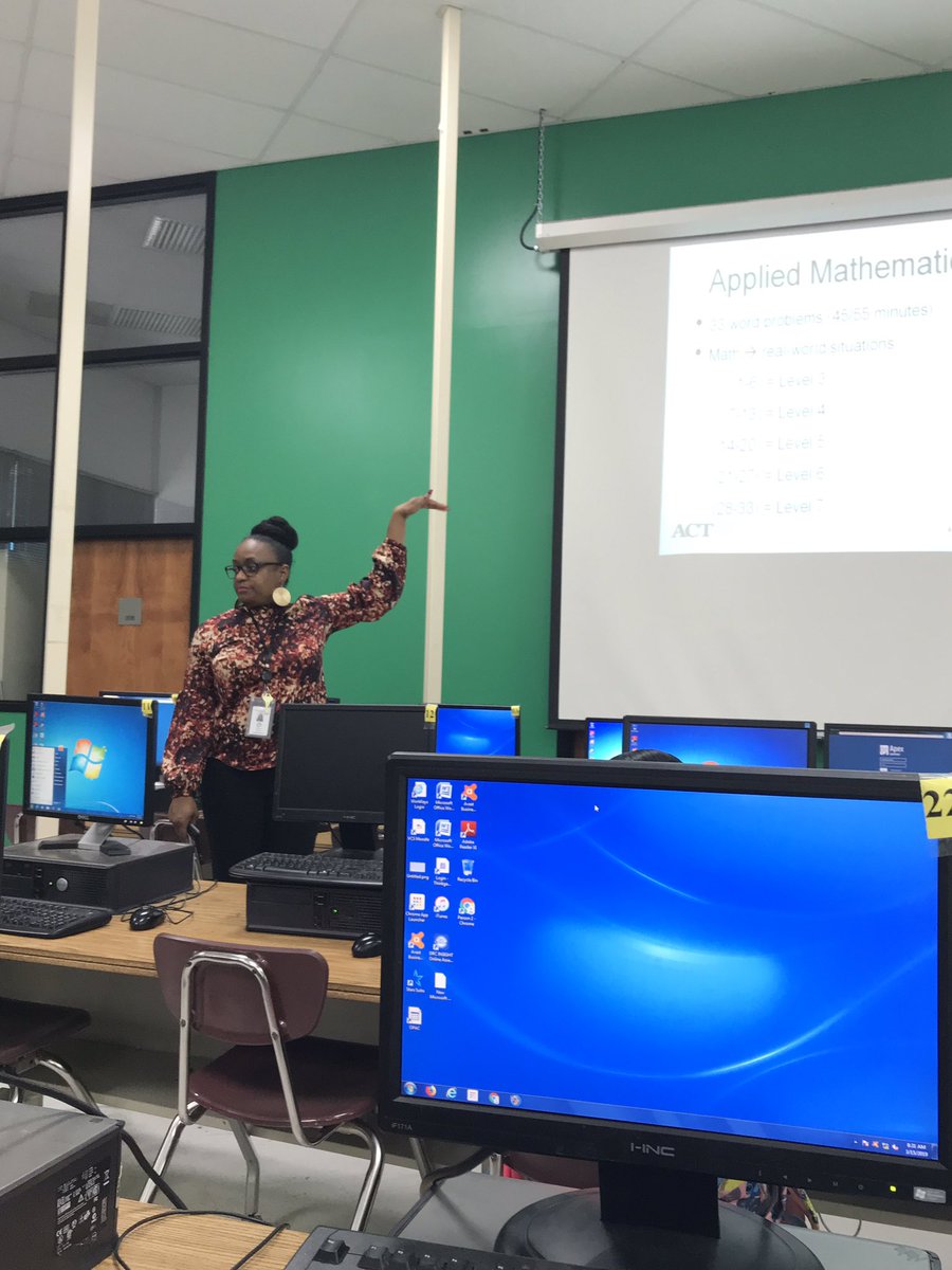 LaShawnHawley's tweet image. Day two of Workkeys Test Training with students at @VanceCountyHS! It’s important that students are career ready and we stressed the importance of boosting their chances for employment. #Workkeys #CTEforNC #goCTEvcs #VanceCoProud #BetterTogether