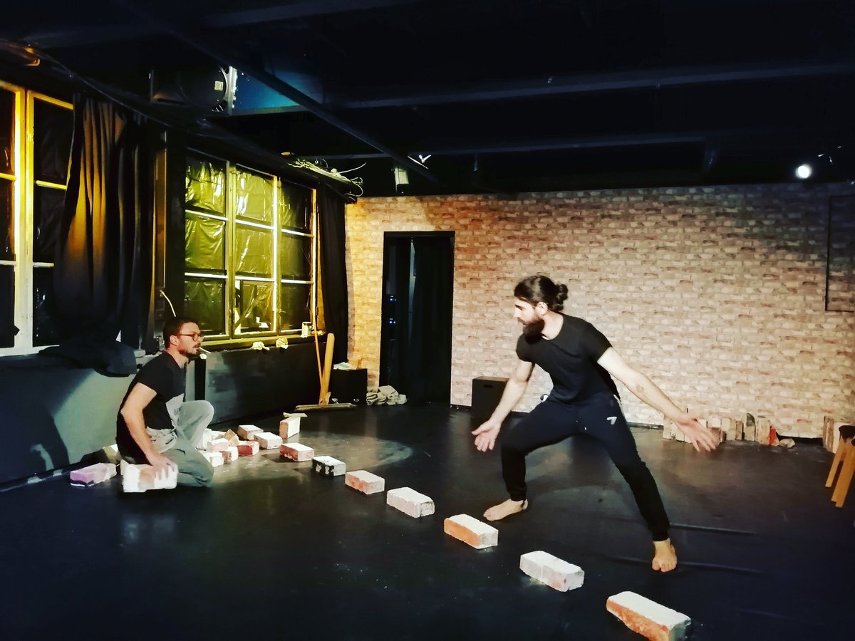 We have been rehearsing #TurvallisinjaOnnellisinMaa and its getting more and more ready 💪

Tickets/Liput: tiketti.fi/turvallisin-ja… 

#physicaltheatre #undocumented #Immigration #paperittomat