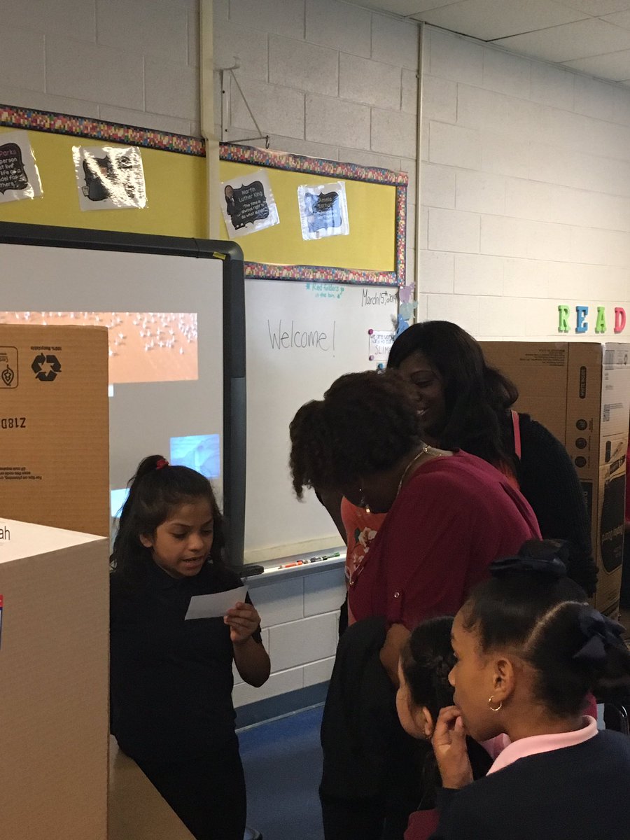 <a href="/HDBobcats/">Hanford Dole Bobcats</a> students presenting during their Black History Month Wax Museum. <a href="/steppse/">SarahStepp</a> <a href="/elliscg81/">Crystal Ellis</a> #dolestrong