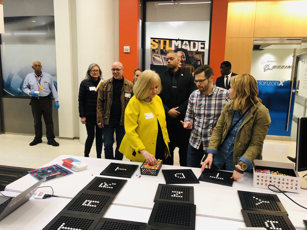 Great to have St. Louis Mayor <a href="/LydaKrewson/">Lyda Krewson</a> stop by last night to check out @BloxelsBuilder and celebrate #stlmade! #stl #STLouis proud!