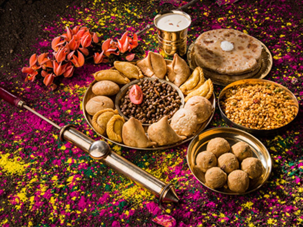 ReadyRabbits's tweet photo. Holi means lots of mithais and thadai. Holi celebration is incomplete without some tasty snacks and sweets, so without wasting much time, I am leaving you with 3 very famous, easy and homemade Holi Recipes. https://t.co/RpgRtYj5Fx https://t.co/0ot0prSg4N