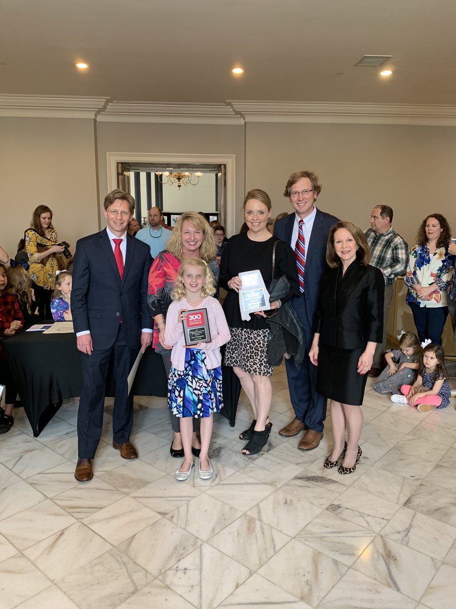 richardsonml's tweet photo. Congratulations to East second grader, Avie Thompson, who placed 3rd in the State Superintendent’s Visual Art Exhibit and Bicentennial Celebration. #vhee https://t.co/p3gOEo1Bon