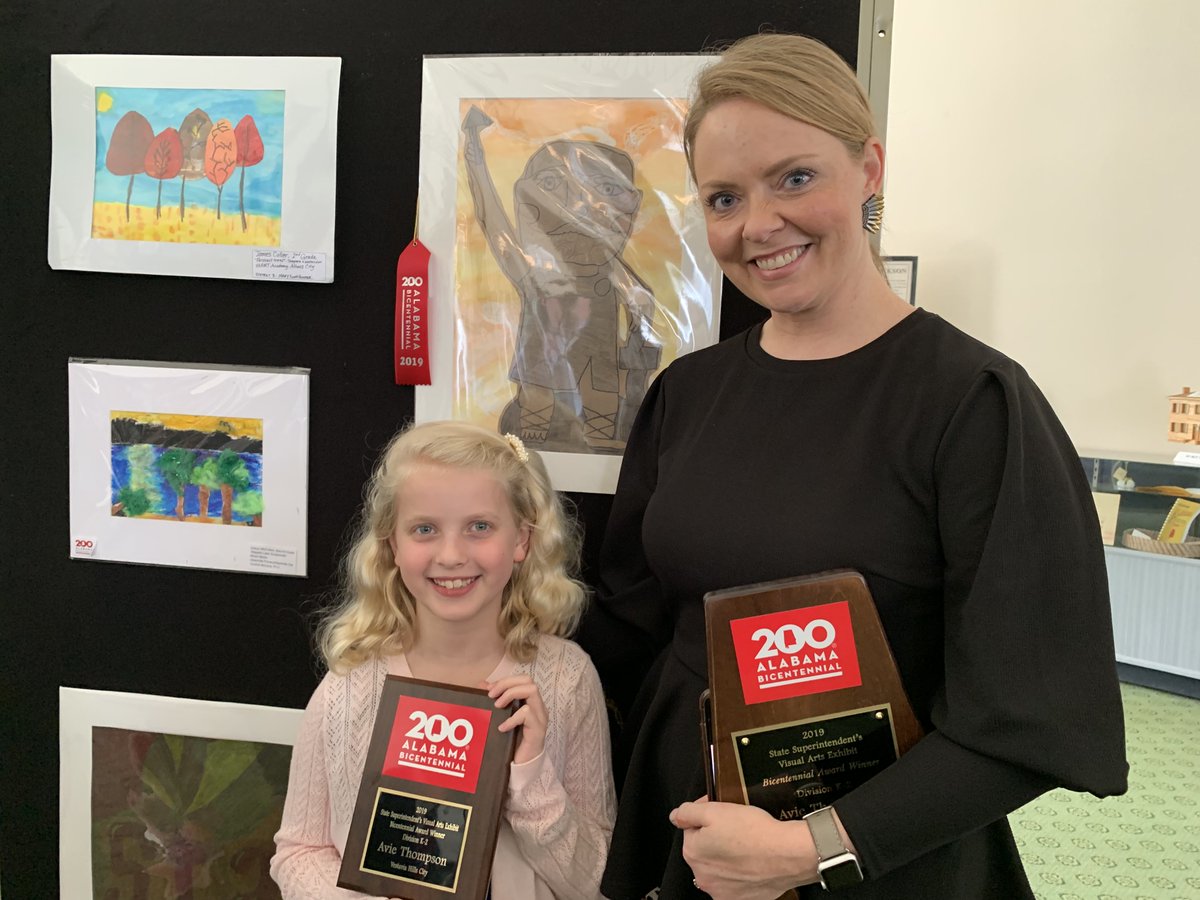 richardsonml's tweet photo. Congratulations to East second grader, Avie Thompson, who placed 3rd in the State Superintendent’s Visual Art Exhibit and Bicentennial Celebration. #vhee https://t.co/p3gOEo1Bon