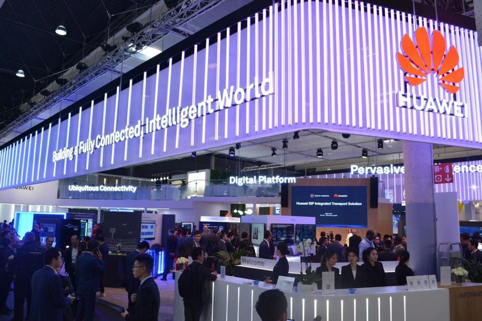 EliseQuevedo's tweet photo. Leading Connectivity and Intelligence: @HuaweiEnt showcases its enterprise business at #MWC2019
#digitaltransformation #AI #onedigitalplatform 👌
@edwindiender @fandimm @MLMelo @mikeflache @GlenGilmore @vulicvladimir @emrealkin1969 @24k @wpsandrew
https://t.co/dW3UUfLS2q https://t.co/xdnyrCov9r