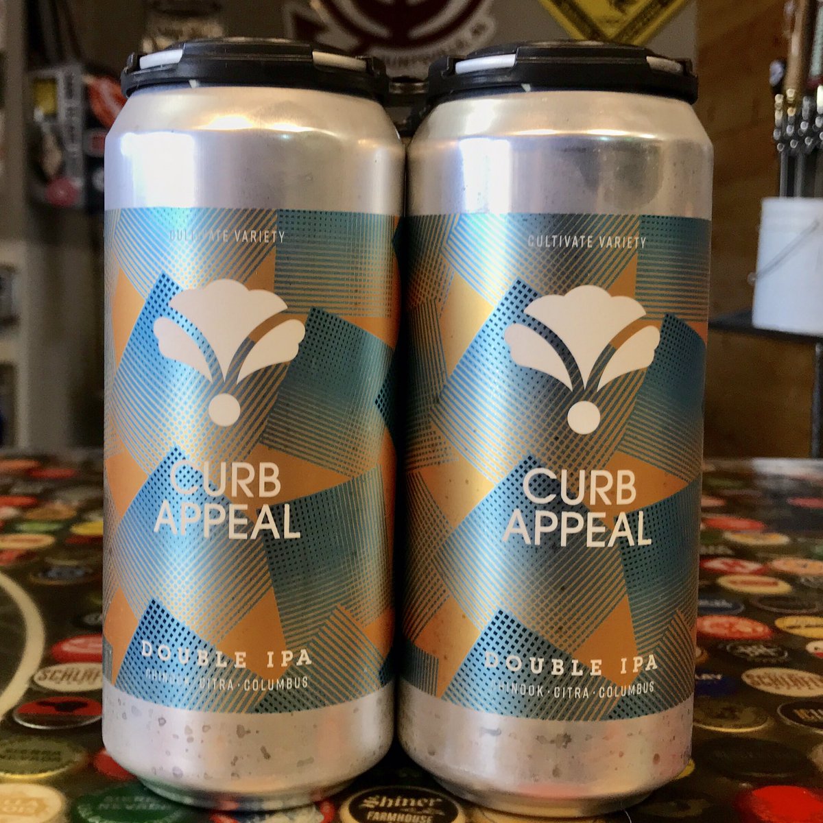 SiglerCraftBeer's tweet photo. New beer just in time for St. Patrick’s Day! (And there’s more, too!)
#craftbeer #craftbeers #craftbeernerd #craftbeerlover #stpatricks #chattanooga #chattanoogatn #siglerscraftbeerandcigars #siglersbeer https://t.co/Svweaqrr9t