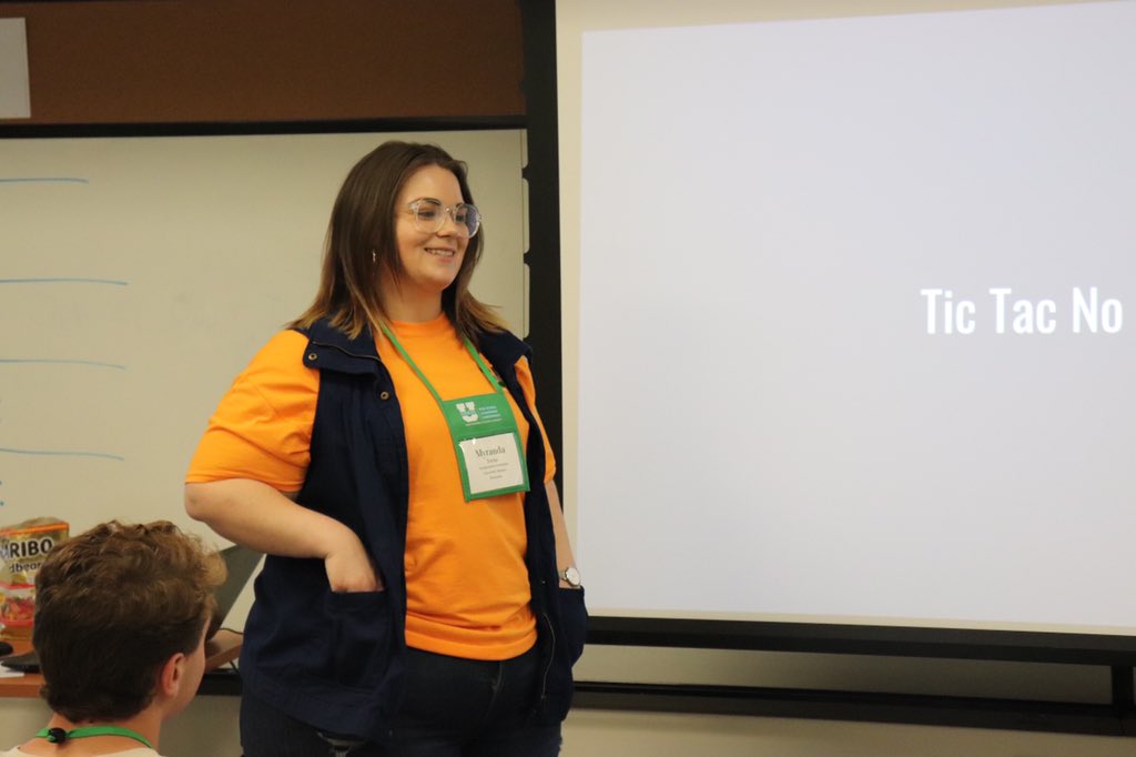 SLUEvolveU's tweet photo. Our student-led workshops are currently underway! 

Our High School attendees are learning from some of the best students that Southeastern has to offer. #AreYouReadyToEvolve https://t.co/uRYHMotAAM