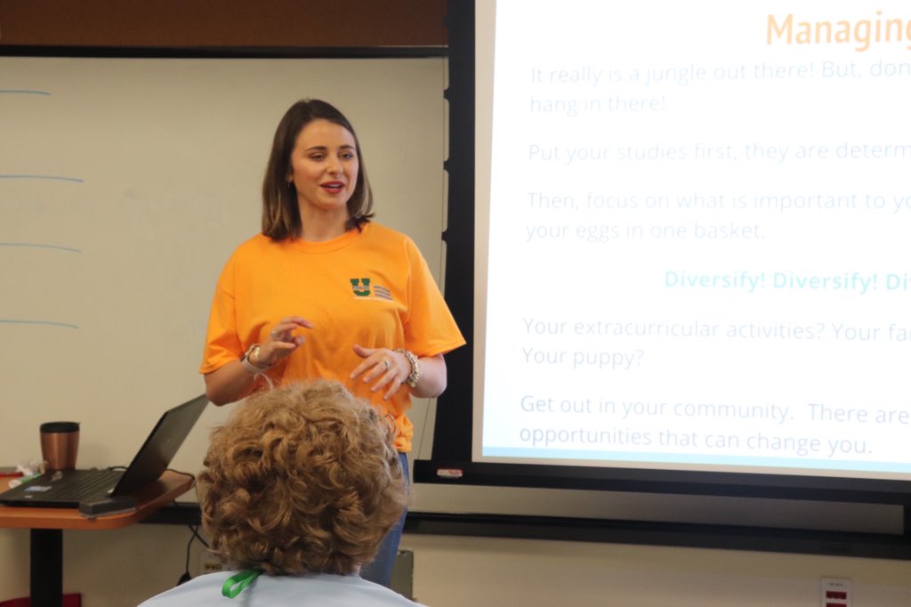SLUEvolveU's tweet photo. Our student-led workshops are currently underway! 

Our High School attendees are learning from some of the best students that Southeastern has to offer. #AreYouReadyToEvolve https://t.co/uRYHMotAAM