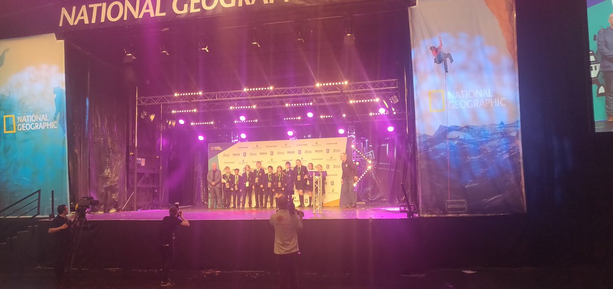 First award of the evening goes to Calderstones School Robotics Team! Fastest robot out of all 500 schools in the competition. Well done Team Calderstones! #TERobotics