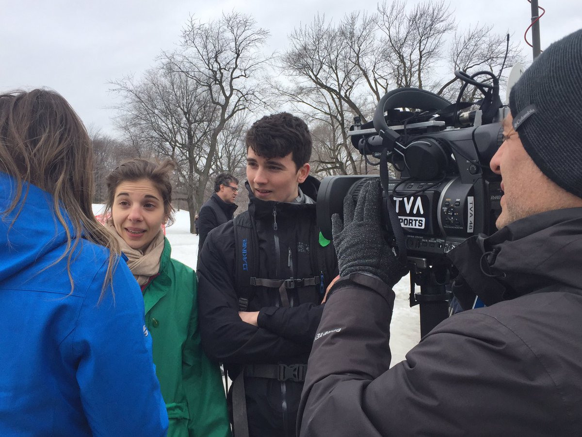 GreenpeaceCA's tweet photo. Today, #studentstrikes are expected to take place in key cities such as Québec, Montreal, Toronto, Hamilton, Edmonton, Vancouver and many others. Across Québec alone, approx 150,000 students are expected to march. #Climatechange is a reality we all have to face. #FridaysForFuture https://t.co/zC7QjmJy3y