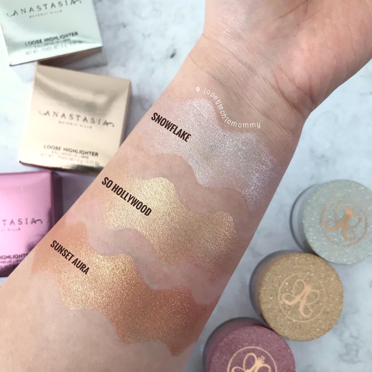 Saw these in stores and ended up with all 3 Loose Highlighters! They’re all gorgeous! Did you pick them up? <a href="/ABHcosmetics/">Anastasia Beverly Hills</a> @norvina1 <a href="/ultabeauty/">Ulta Beauty</a> <a href="/Sephora/">Sephora</a> <a href="/beautylish/">Beautylish</a>