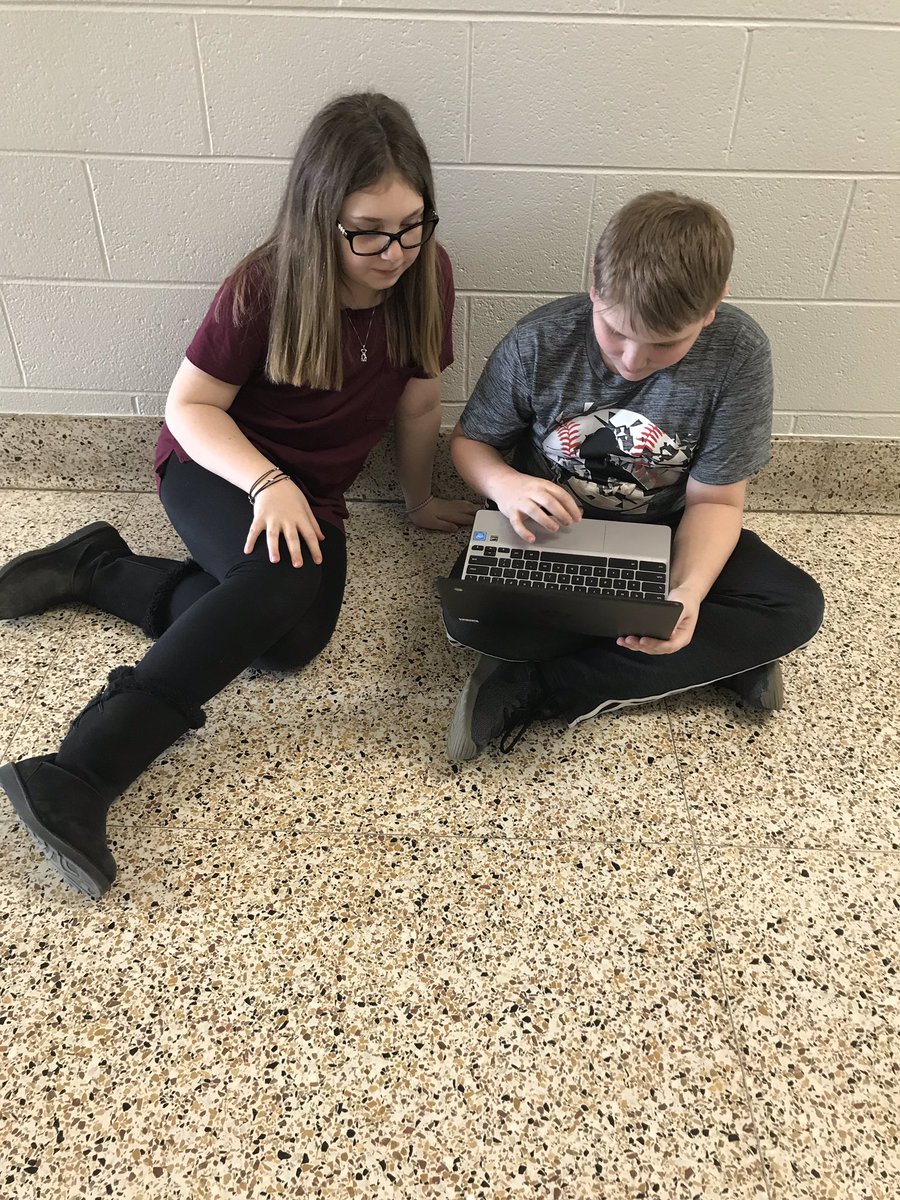 Spending my day helping Mrs. Harris’s sixth graders create persuasive videos with <a href="/AdobeSpark/">Adobe Spark – now Adobe Creative Cloud Express</a> to urge Americans to move West during the 1800s! #AugCoLearns