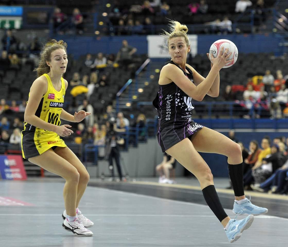 sportsceneSG1's tweet photo. What a day we have in store for all three presenters tomorrow.

@deanos13 is at Lauren Parkers boxing match 👊

@SJWatkins us at @MKDonsFC with @StevenageFC ⚪🔴⚪🔴⚪

And finally @drackers is at @SaracensMavs vs @thundernetball 🏐🏐🏐

All updates to come on Wednesday show! https://t.co/fJJVDHUF2z