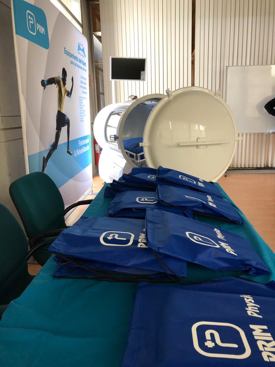 primfisio's tweet photo. Todo  preparado en el Aula del #CSD @deportegob para la Jornada Tecnológica PRIM sobre #Oxigenación #Hiperbárica en #Fisioterapia que ofrecemos mañana con @FisioJavier como ponente.
#MedicinaHiperbárica
#Oxybárica
@SHiperbarica https://t.co/f2AmVCvVNg