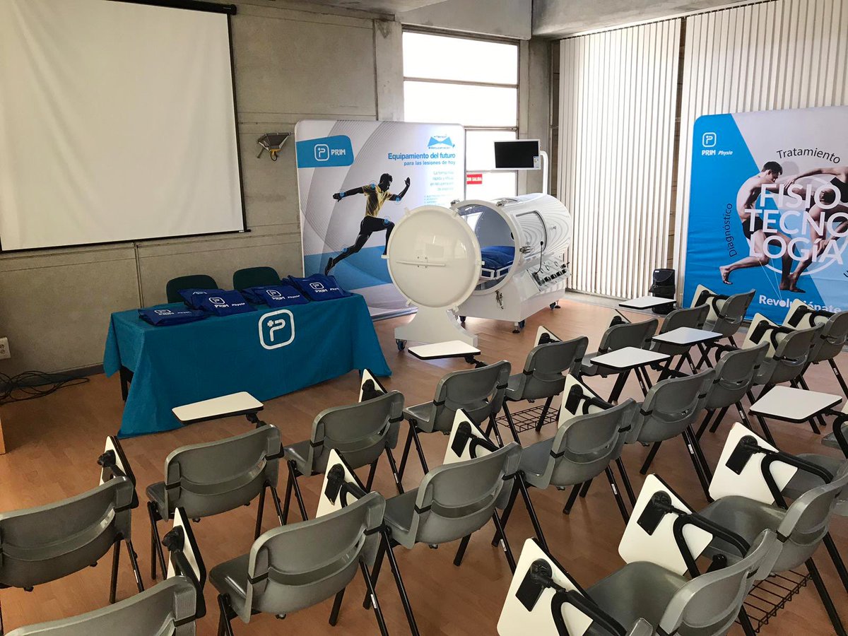 primfisio's tweet photo. Todo  preparado en el Aula del #CSD @deportegob para la Jornada Tecnológica PRIM sobre #Oxigenación #Hiperbárica en #Fisioterapia que ofrecemos mañana con @FisioJavier como ponente.
#MedicinaHiperbárica
#Oxybárica
@SHiperbarica https://t.co/f2AmVCvVNg
