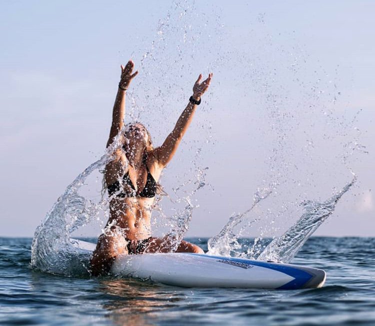 SurftechUSA's tweet image. That Friday Feeling -- Shannon Snell
-
-
#Surftech #TheArtOfTech #Friday