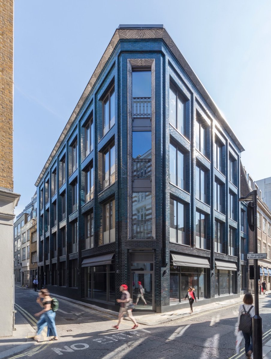 PriceandMyers's tweet photo. #40BeakStreet with @StiffTrevillion @enstarcapital and #LandCap is one of 7 of our projects to have made the @RIBA_London Award shortlist! @ibstockbrick @Veretec_Studio @LeeSimmonsArt #RIBAAwards
Ph © @Nick_Worley https://t.co/qSN4iFRjpD