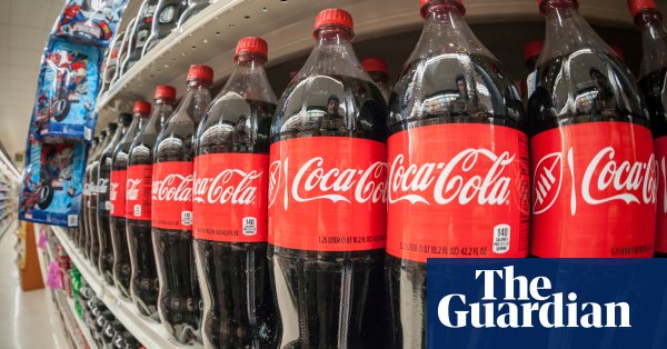 .<a href="/CocaCola/">Coca-Cola</a> has revealed for the first time it produces 3m tonnes of #plastic packaging a year – equivalent to 200,000 bottles a minute. bit.ly/2F45O5Y  <a href="/guardian/">The Guardian</a> <a href="/guardianeco/">Guardian Environment</a> #plasticpollution #plasticwaste #Sustainability