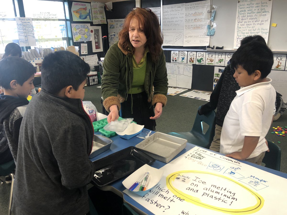 BearsSantee's tweet photo. 2nd Grade Chemist explain matter and how it changes. https://t.co/Tpk5w309jN