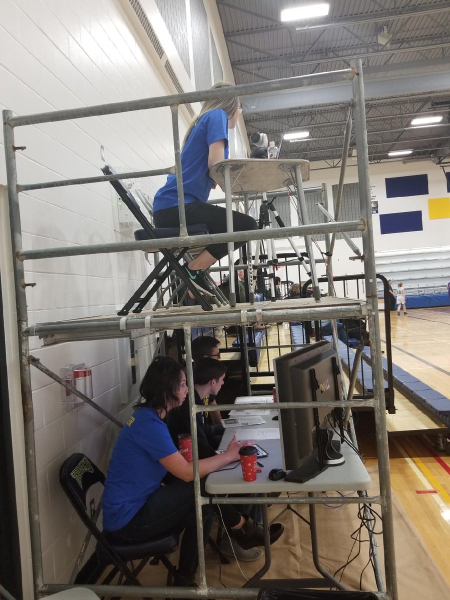 EHWalterSchool's tweet image. This event takes many volunteers and we are so grateful for all of them! 
EHWS/PV Community=Amazing!
 #TrojanPride #asaa #provs #btps28