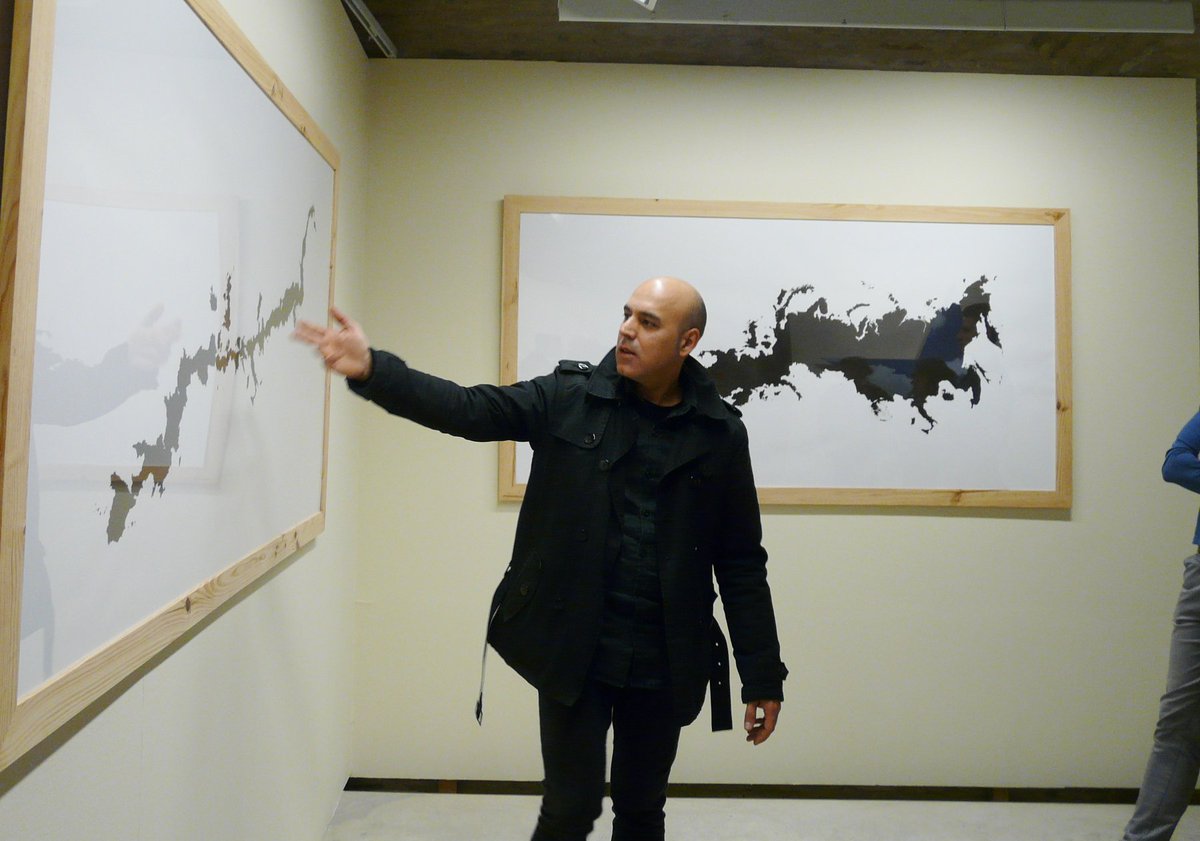 ZCultura's tweet photo. ¿Qué Europa imaginas? En la exposición ‘Principia’, de @robertolopez__, reflexiona sobre la Ley de la gravitación universal y la transformación del continente.
¿Quieres saber más? Ven a las actividades didácticas y visitas programadas! 
👉  https://t.co/0LkVPbDXHO #ZGZesCultura https://t.co/WnjCJ2VSFA