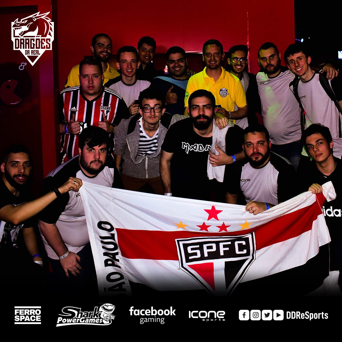 DDReSports's tweet photo. El @ArGameShow 2018 ha pasado. Con ella, quedaron los recuerdos y las diversas historias de un equipo muy unida y compañera.
En el caso de la fotógrafa Natalia Zucconi en https://t.co/iA67jH8Plv.
#GoDDR https://t.co/99U2f2thaY