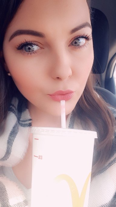 #snapchat Love getting my #Lipstick around things 😋 https://t.co/B7iMe0MZin<a href="/tag/snapchat"class="tags">#snapchat</a><a href="/tag/lipstick"class="tags">#Lipstick</a>