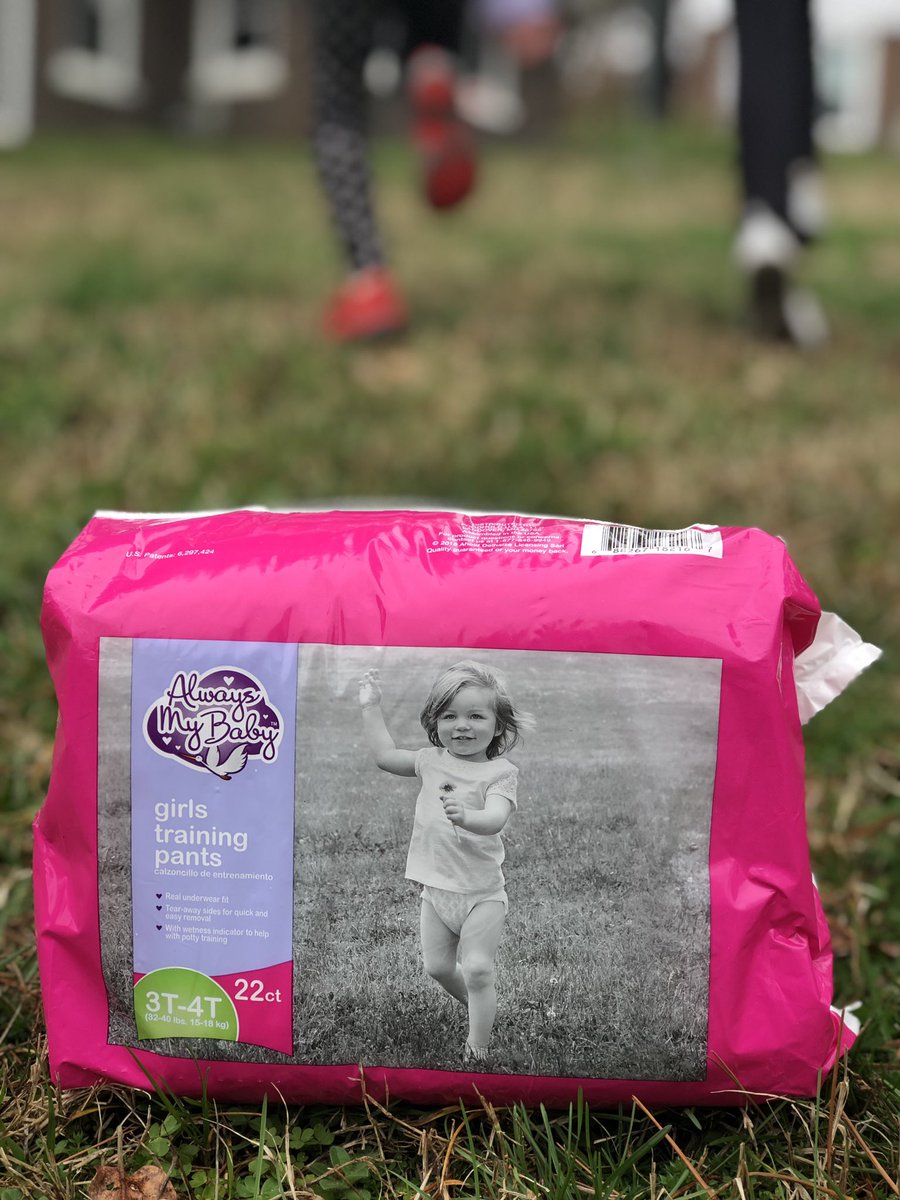 Tiffanyblogs's tweet photo. You blink, and they are off! #ad Tips for moms of littles today! @FoodLion #FLAlwaysMyBaby https://t.co/eQ65p2dbKB https://t.co/ZgZxHp2Bg1