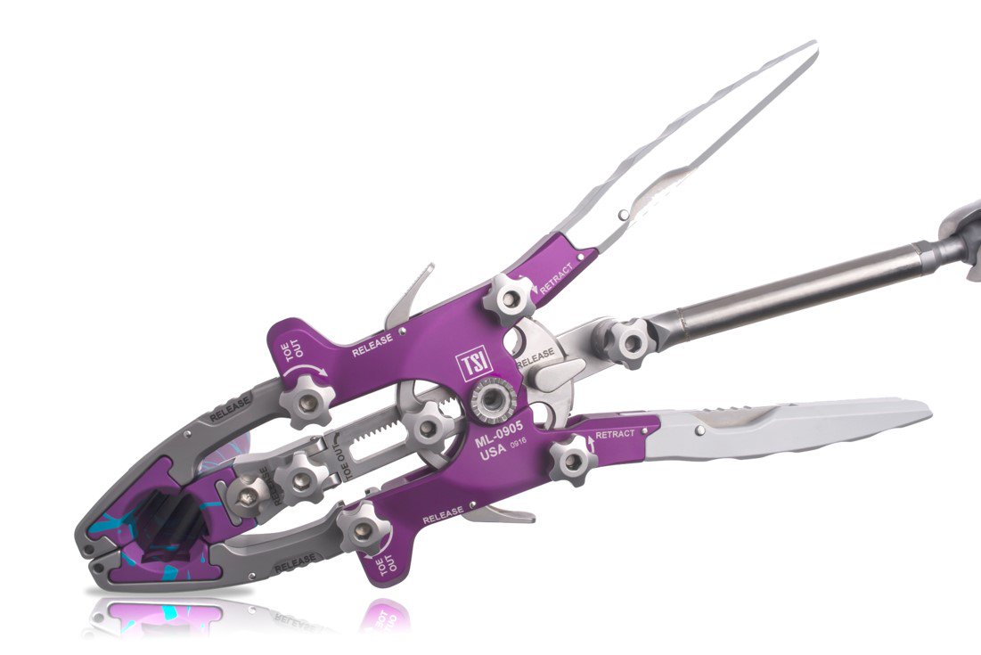 tedansurgical's tweet photo. @AAOS1 Stop by BOOTH 4067 and take a look at our Phantom XL3 Lateral Access System and see why safe and fast access to the lateral aspect of the disc has never been easier with our efficient design and radiolucent blades

#xlif #lumbarsurgery #lateralaccess #aaosmembers #aaos2019 https://t.co/n9JWSf7YvU