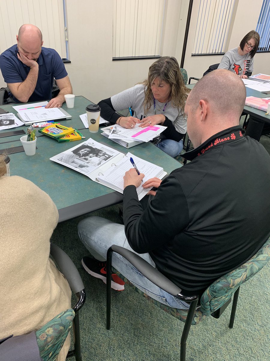 kristalwhite02's tweet photo. Principals from Lapeer and Genesee County learned about the data dialog process during our Literacy Leadership Institute session #5. @missywing #MichiganLiteracy #LCliteracy #SchoolwidePractices #DataInquiry https://t.co/j014VsiFuY