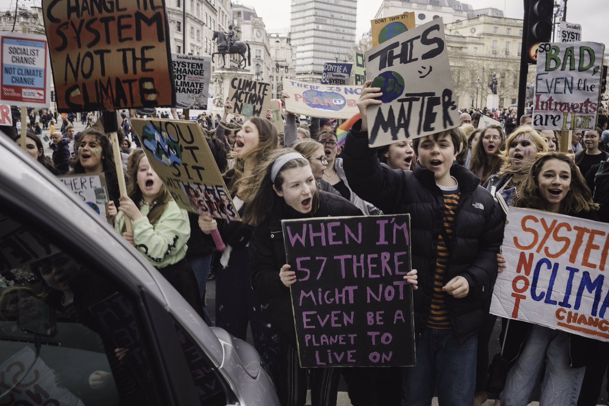 tweetsbyjosh's tweet image. So inspired by the students of London #ClimateActionNow #FridaysforFuture #ClimateJustice #ClimateCrisis
